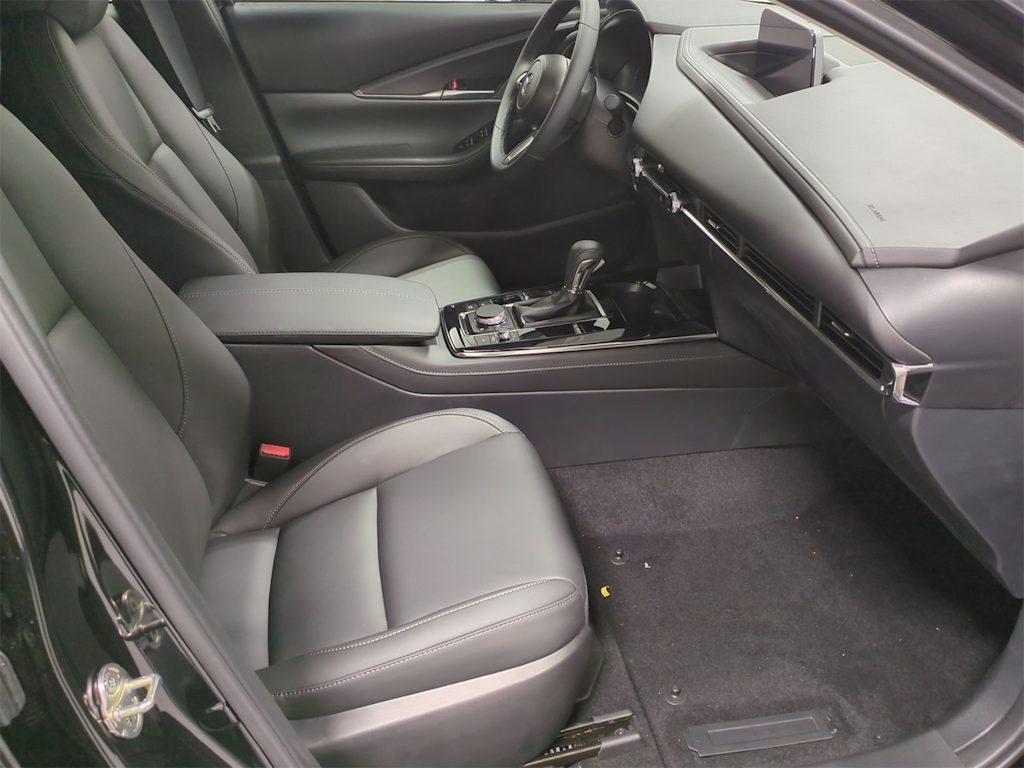 Thumbnail: 2025 Mazda CX-30 - 27