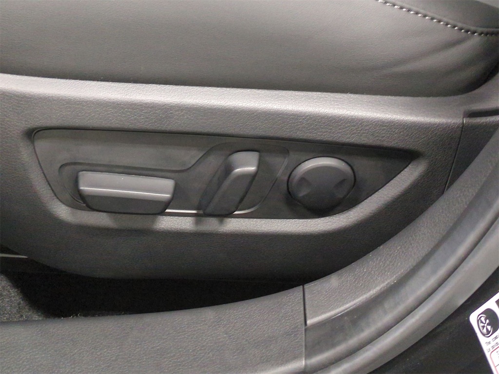 Thumbnail: 2025 Mazda CX-30 - 25