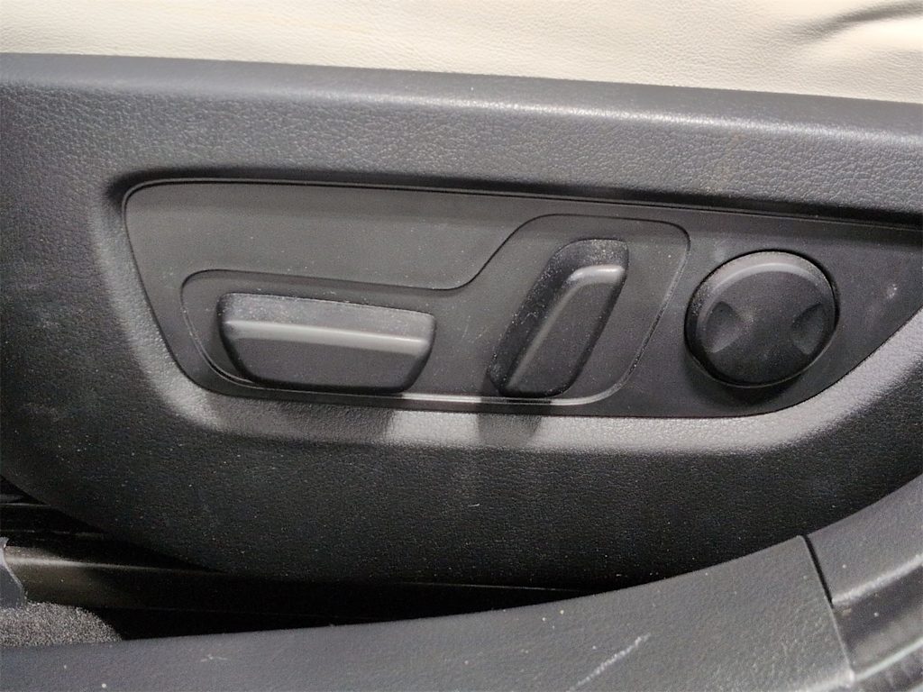 Thumbnail: 2023 Mazda CX-30 - 27