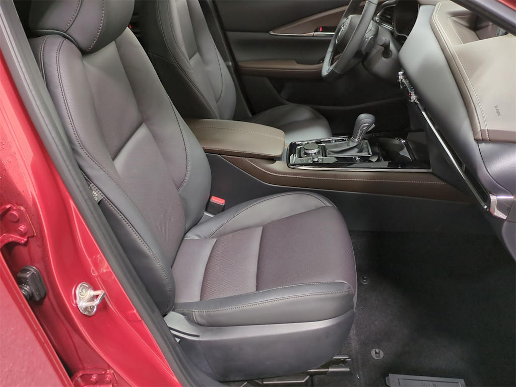 Thumbnail: 2025 Mazda CX-30 - 11