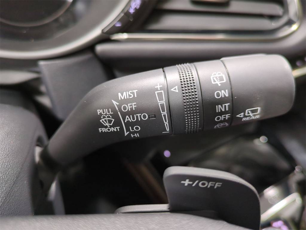 Thumbnail: 2025 Mazda CX-30 - 32