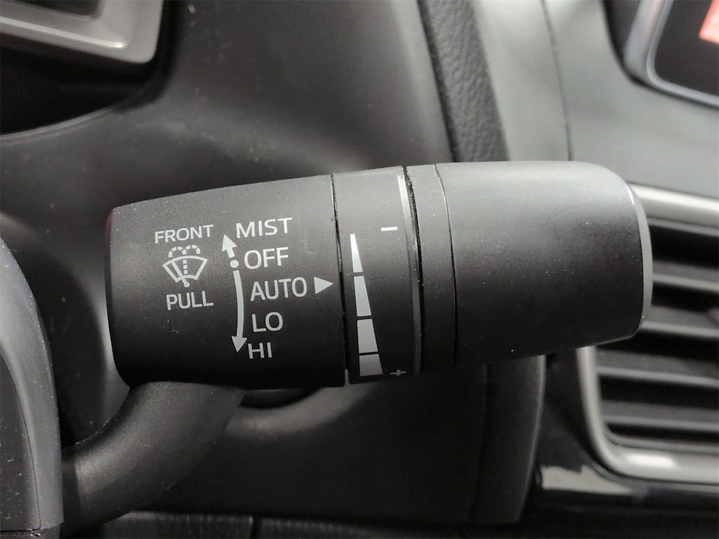 Thumbnail: 2016 Mazda Mazda3 - 34