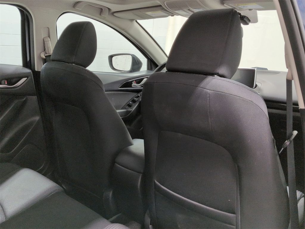 Thumbnail: 2016 Mazda Mazda3 - 11