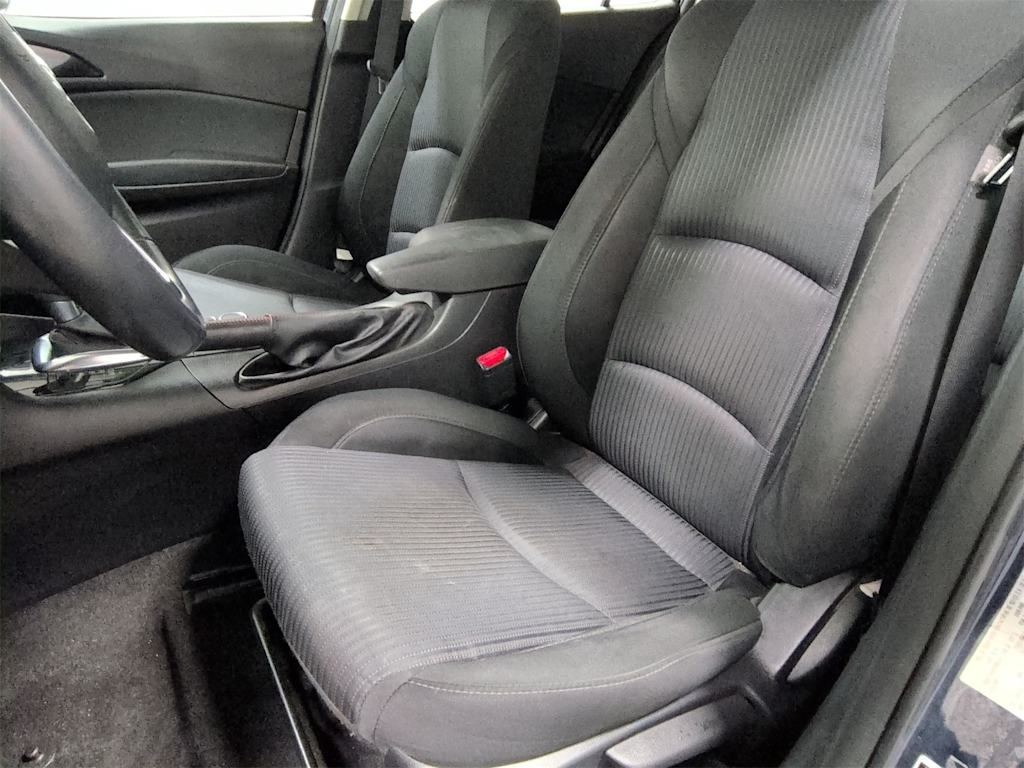 Thumbnail: 2016 Mazda Mazda3 - 10