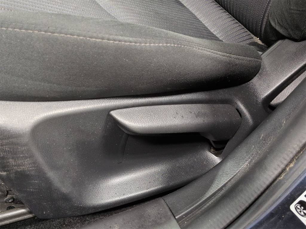 Thumbnail: 2016 Mazda Mazda3 - 27