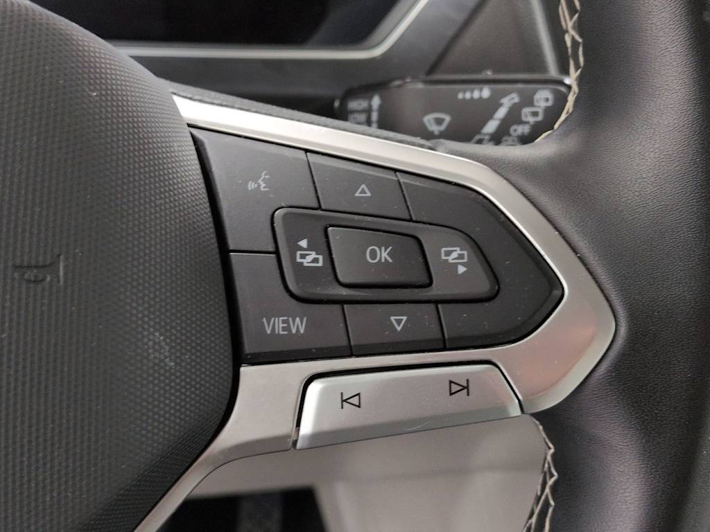 Thumbnail: 2022 Volkswagen Tiguan - 31