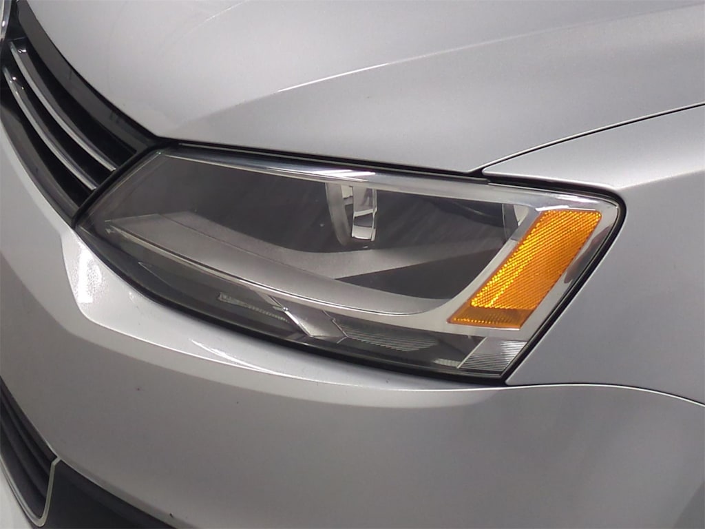 Thumbnail: 2014 Volkswagen Jetta - 24