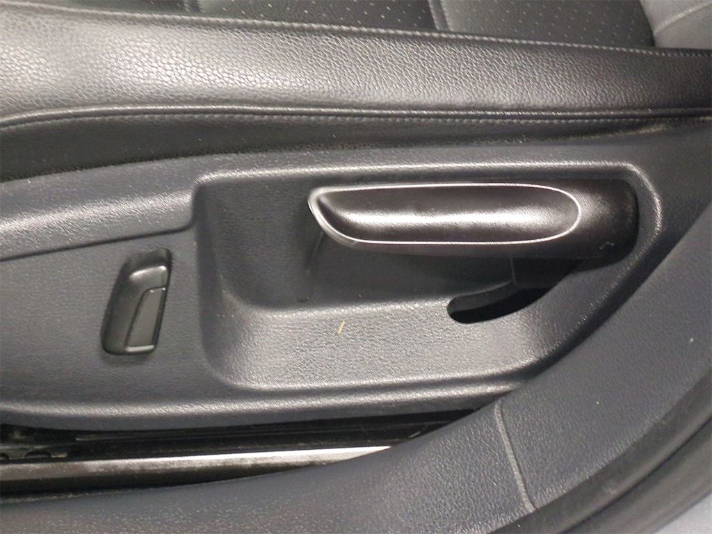 Thumbnail: 2014 Volkswagen Jetta - 26