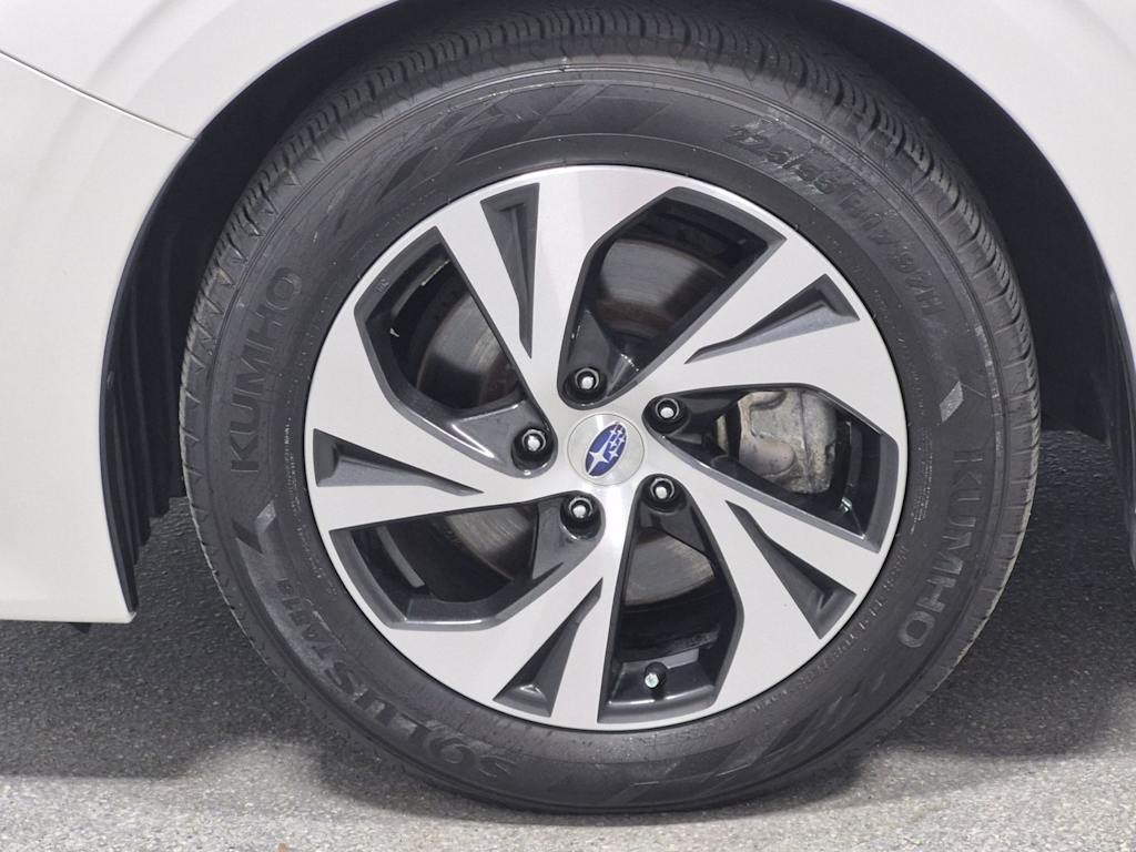 Thumbnail: 2022 Subaru Legacy - 8