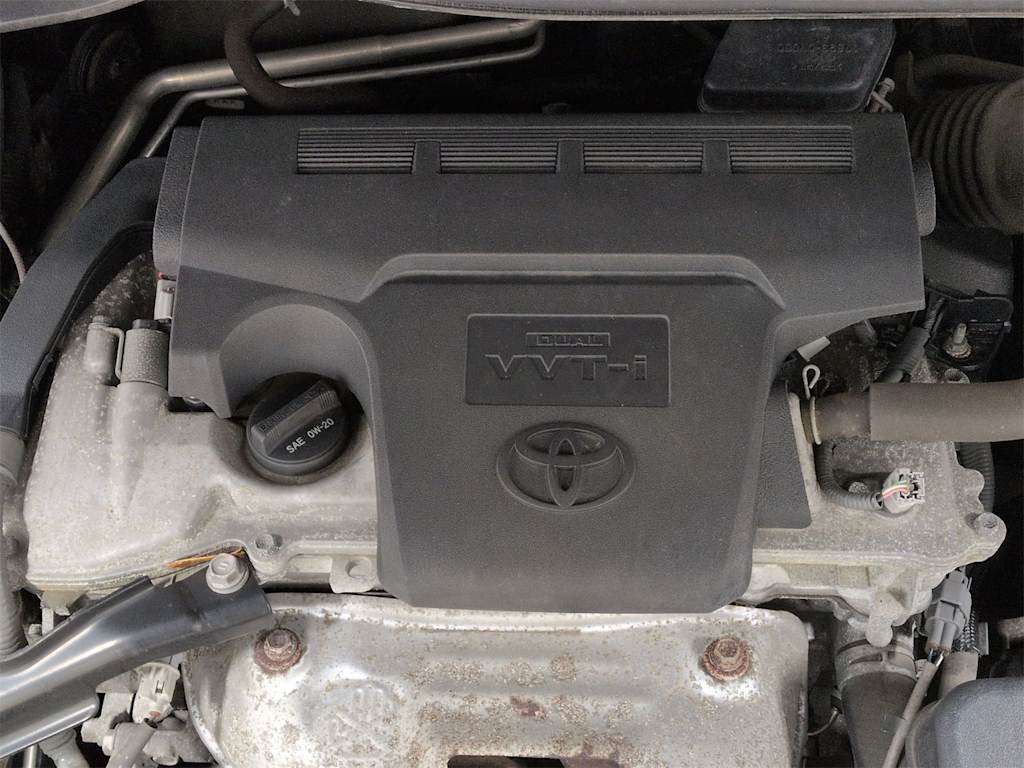 Thumbnail: 2017 Toyota Camry - 8