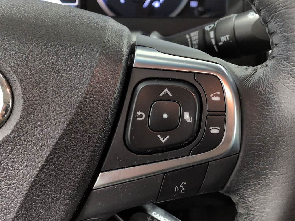 Thumbnail: 2017 Toyota Camry - 33