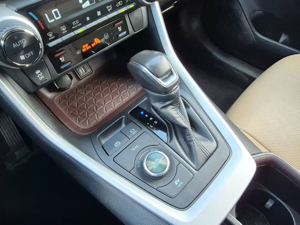 Thumbnail: 2023 Toyota RAV4 - 37