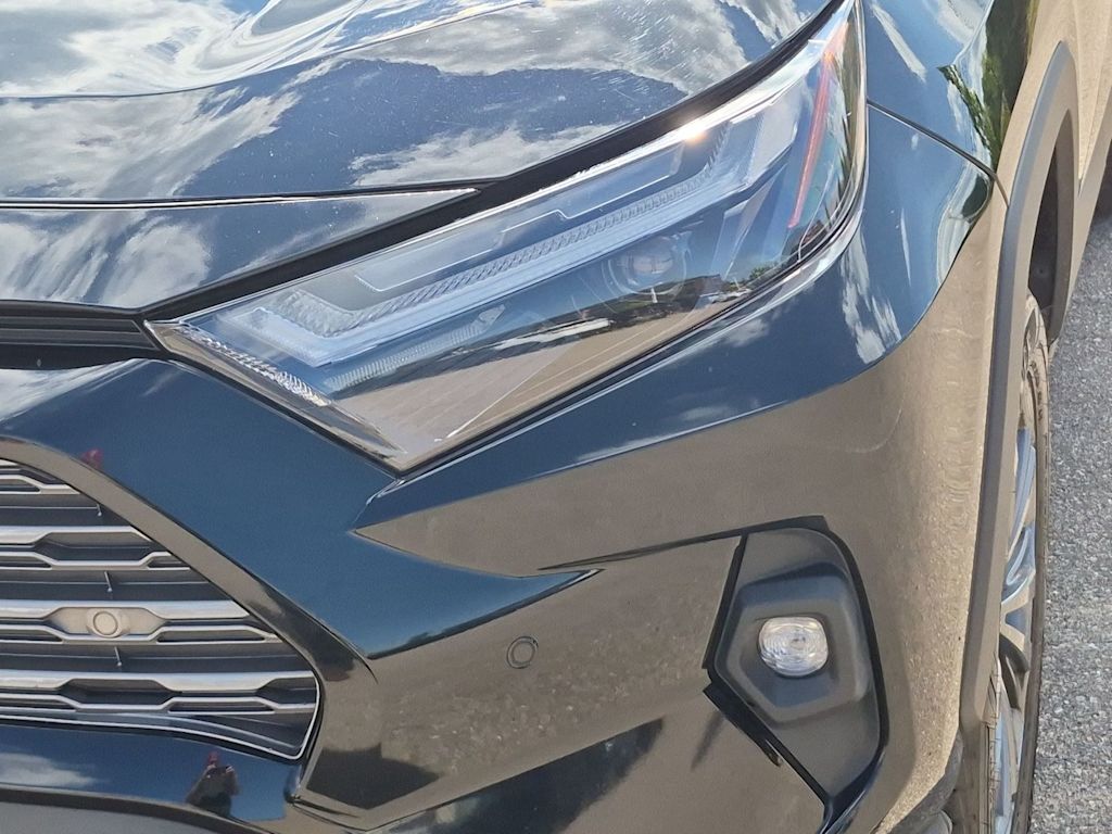 Thumbnail: 2023 Toyota RAV4 - 24