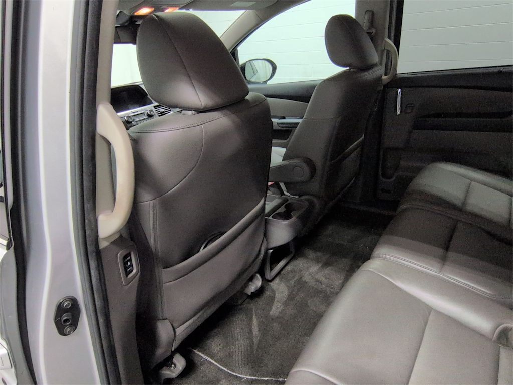 Thumbnail: 2014 Honda Odyssey - 28