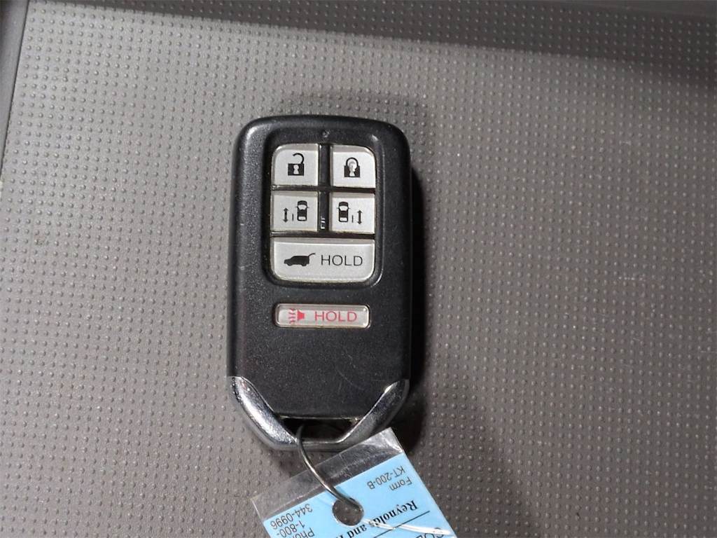 Thumbnail: 2014 Honda Odyssey - 19