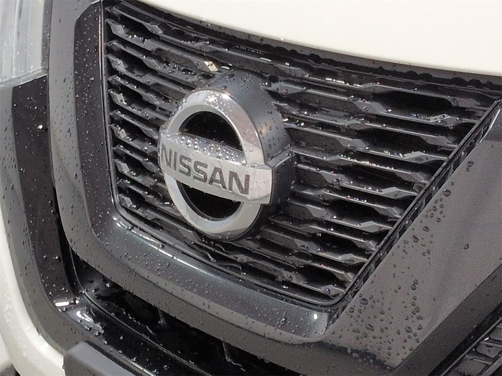 Thumbnail: 2017 Nissan Rogue - 26