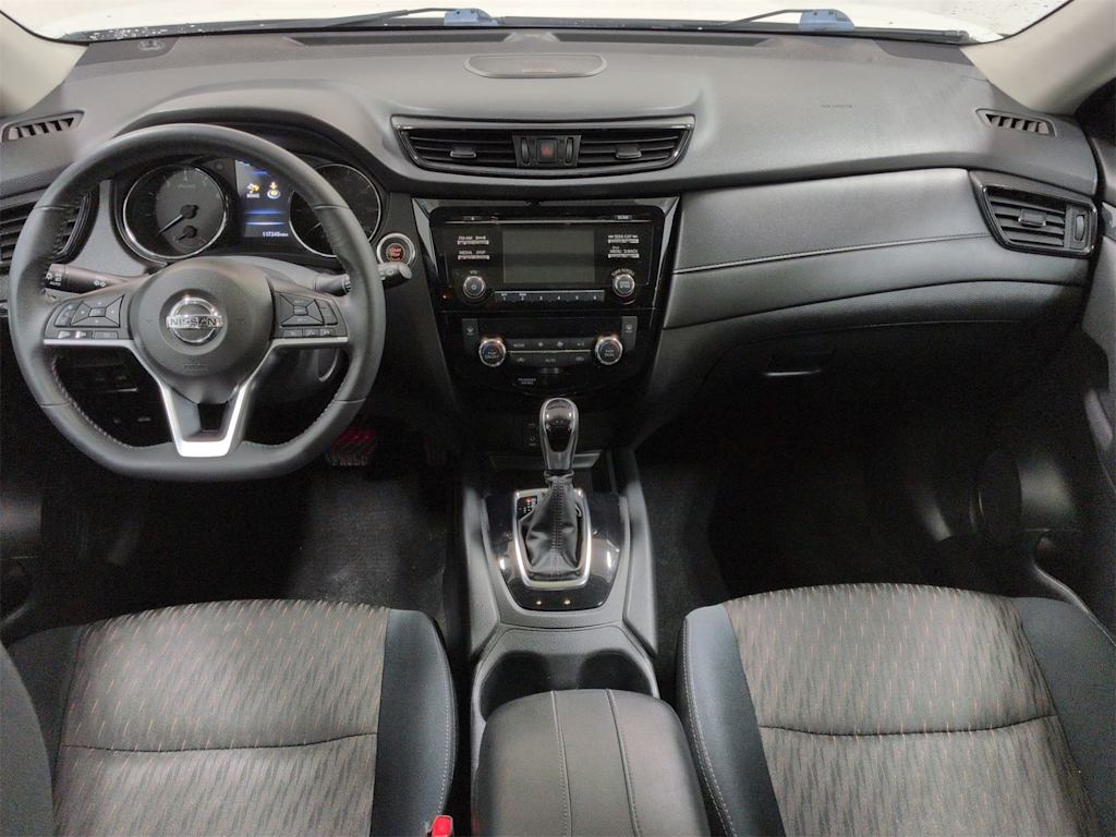 Thumbnail: 2017 Nissan Rogue - 10