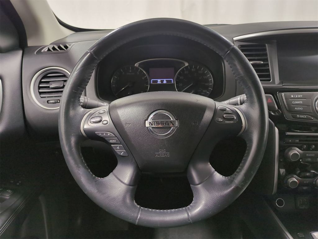 Thumbnail: 2018 Nissan Pathfinder - 14