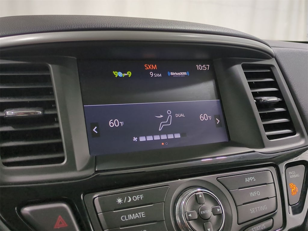 Thumbnail: 2018 Nissan Pathfinder - 15