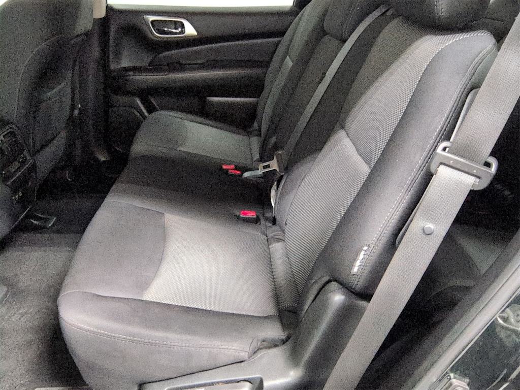 Thumbnail: 2019 Nissan Pathfinder - 28