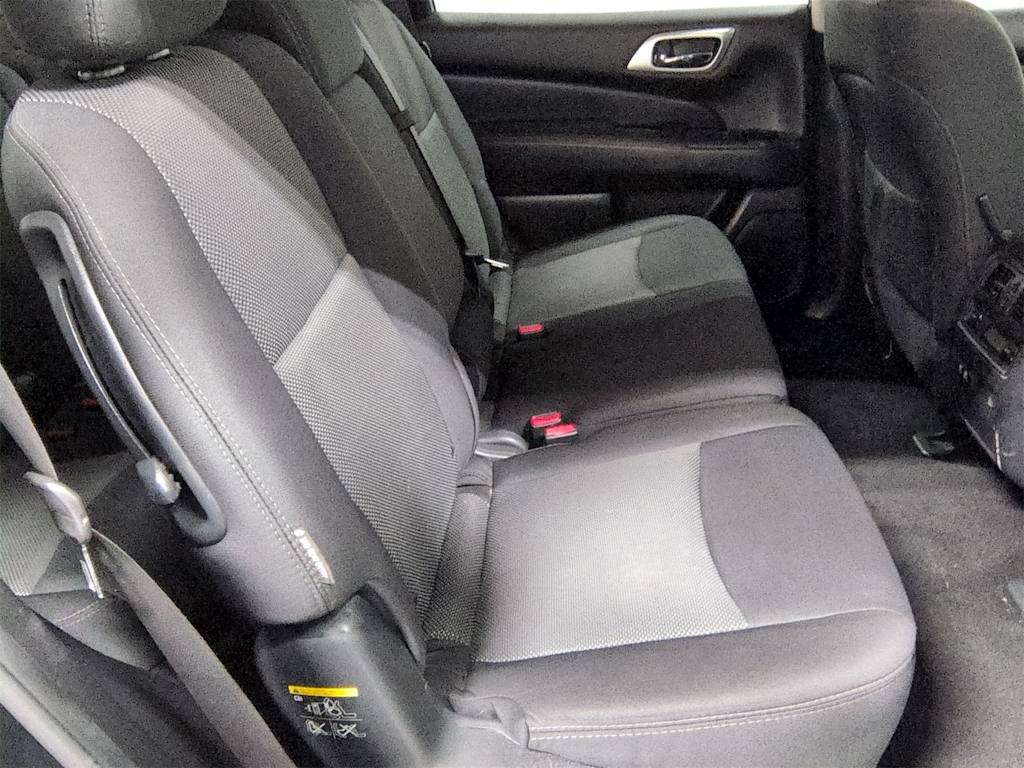 Thumbnail: 2019 Nissan Pathfinder - 29