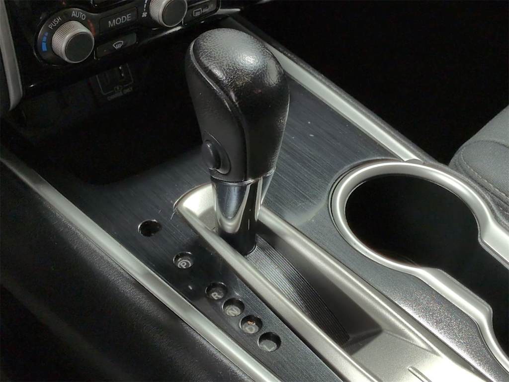 Thumbnail: 2019 Nissan Pathfinder - 16