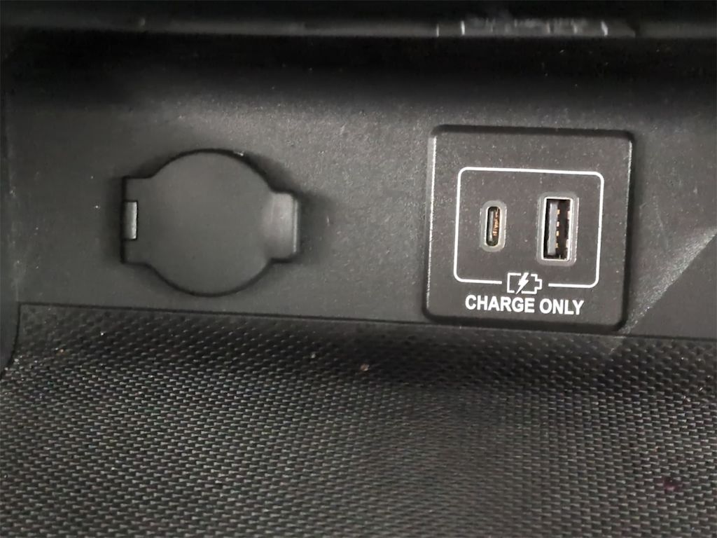 Thumbnail: 2019 Nissan Pathfinder - 17