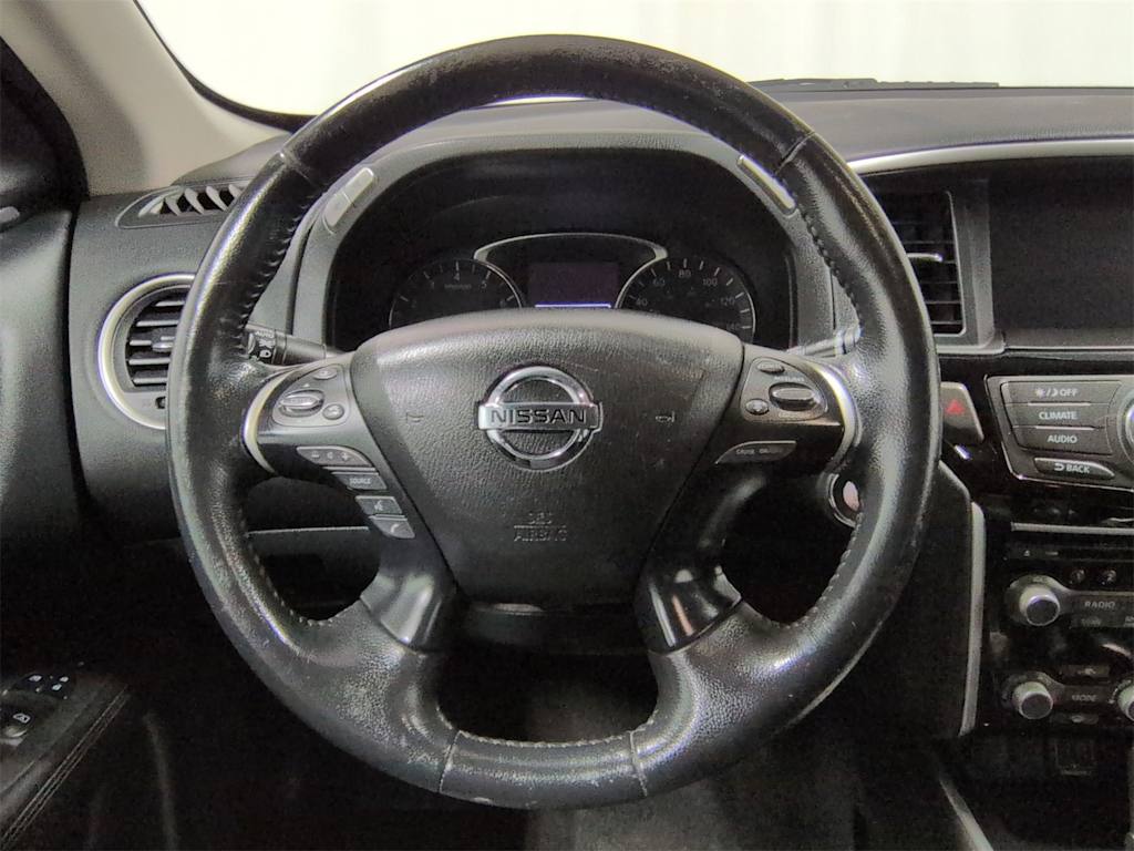 Thumbnail: 2019 Nissan Pathfinder - 14