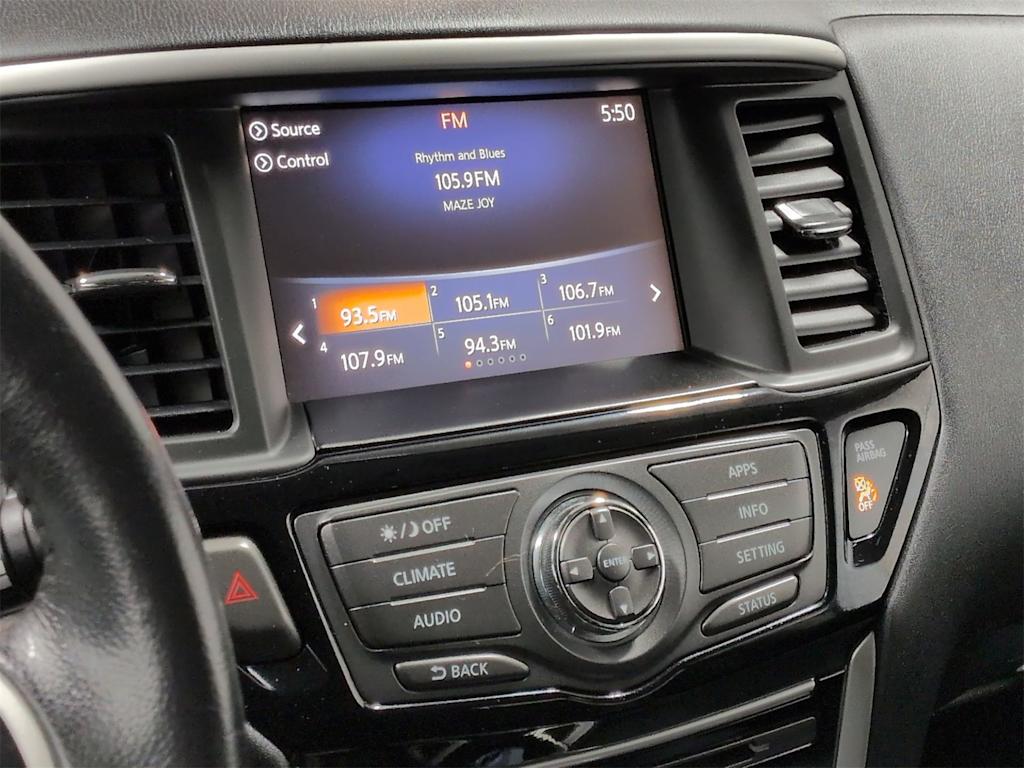 Thumbnail: 2019 Nissan Pathfinder - 15