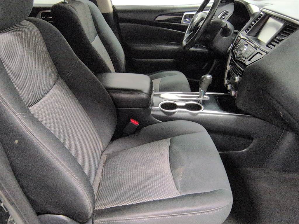 Thumbnail: 2019 Nissan Pathfinder - 12