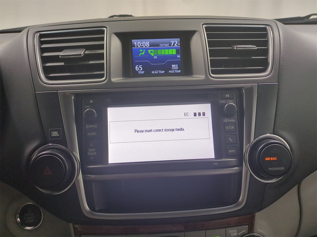 Thumbnail: 2013 Toyota Highlander - 15
