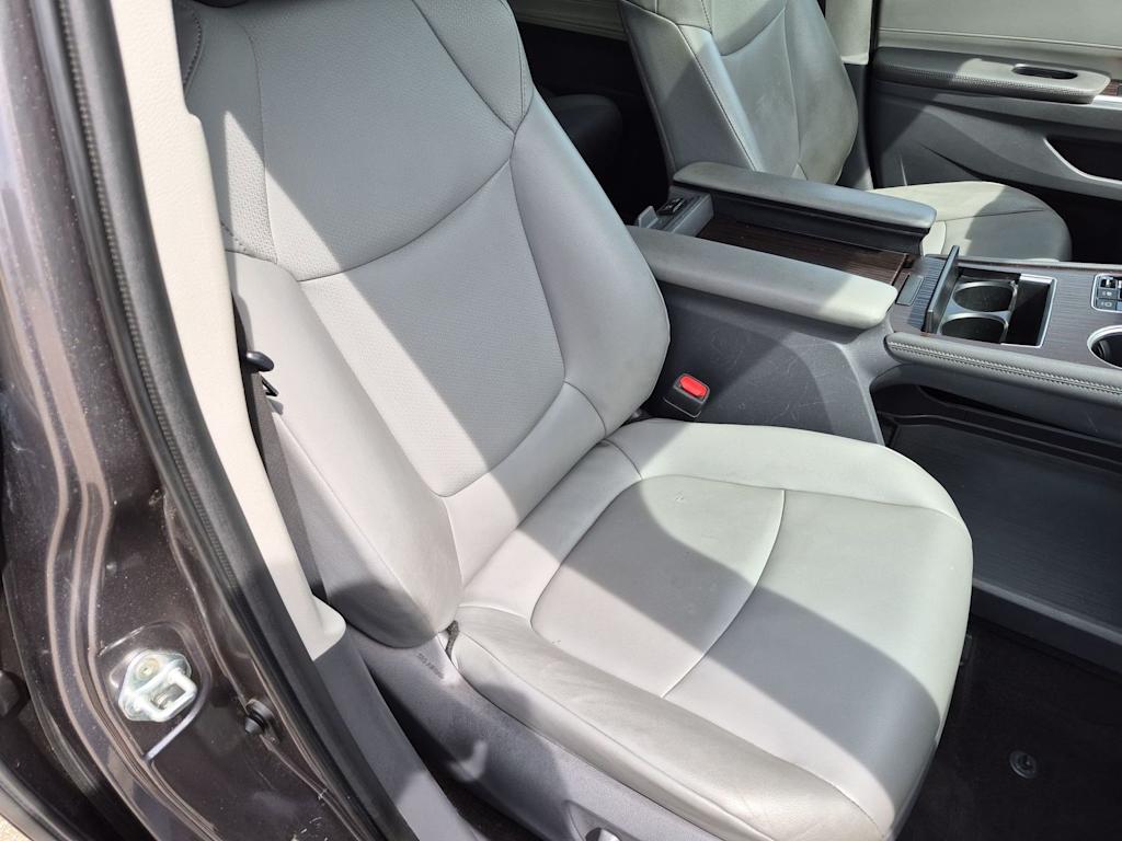 Thumbnail: 2021 Toyota Sienna - 11
