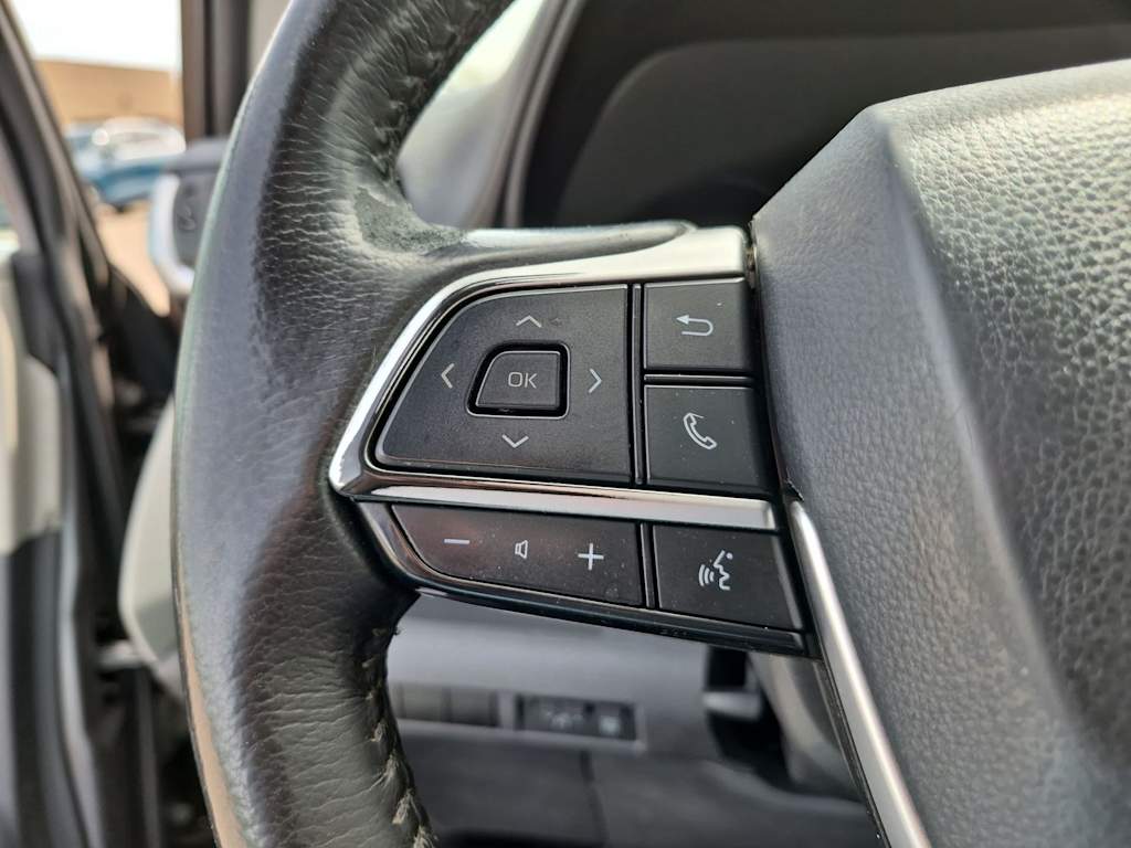Thumbnail: 2021 Toyota Sienna - 36