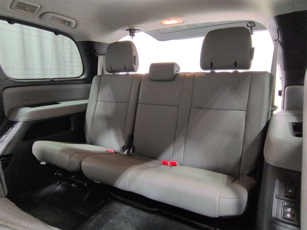 Thumbnail: 2016 Toyota Sequoia - 30