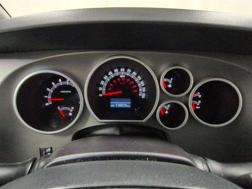 Thumbnail: 2016 Toyota Sequoia - 17