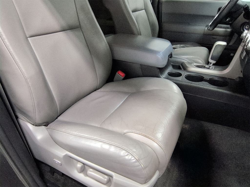 Thumbnail: 2016 Toyota Sequoia - 12