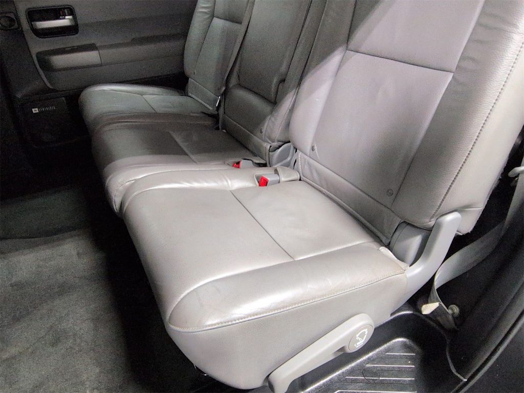 Thumbnail: 2016 Toyota Sequoia - 23