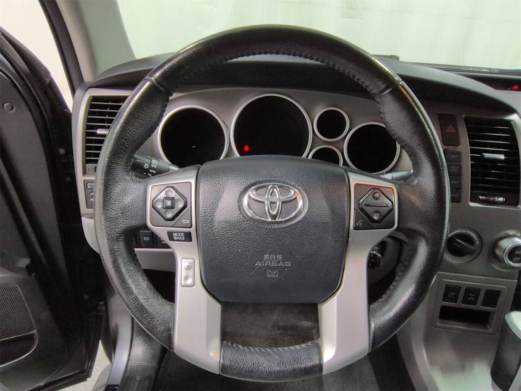 Thumbnail: 2016 Toyota Sequoia - 14