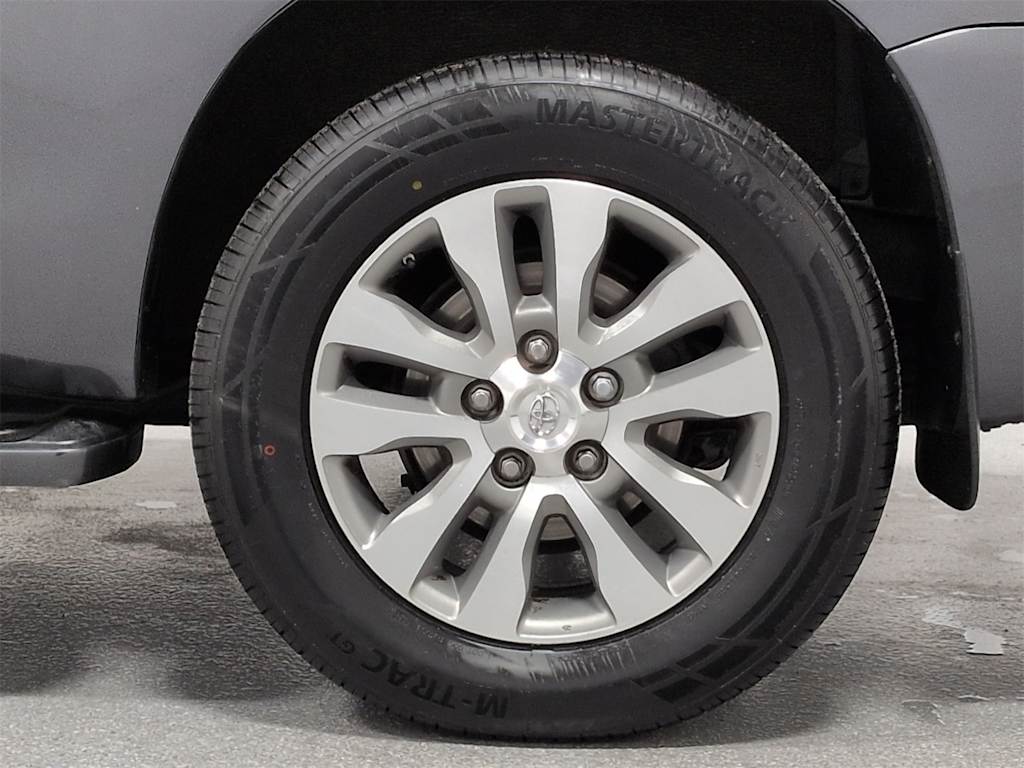 Thumbnail: 2016 Toyota Sequoia - 8