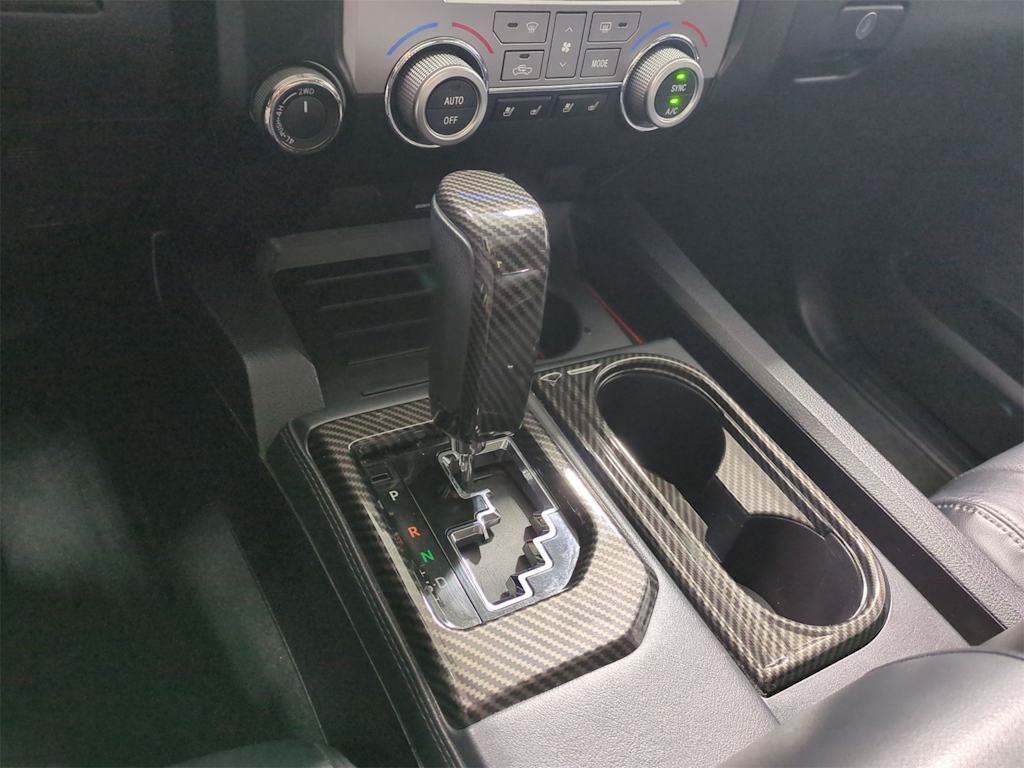 Thumbnail: 2015 Toyota Tundra - 15