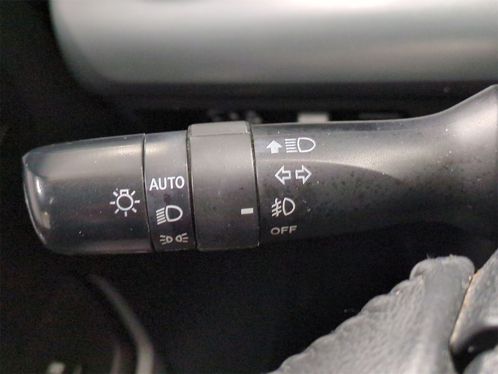 Thumbnail: 2015 Toyota Tundra - 34