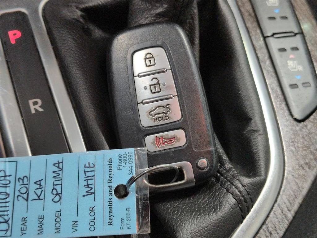 Thumbnail: 2013 Kia Optima - 19