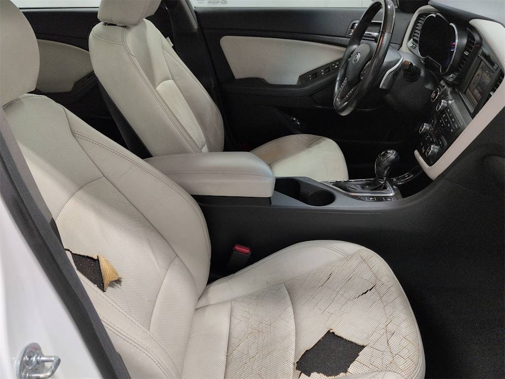 Thumbnail: 2013 Kia Optima - 12