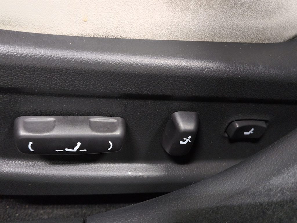 Thumbnail: 2013 Kia Optima - 27