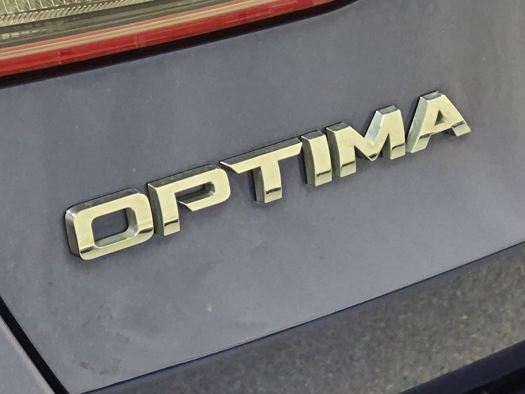 Thumbnail: 2019 Kia Optima - 24
