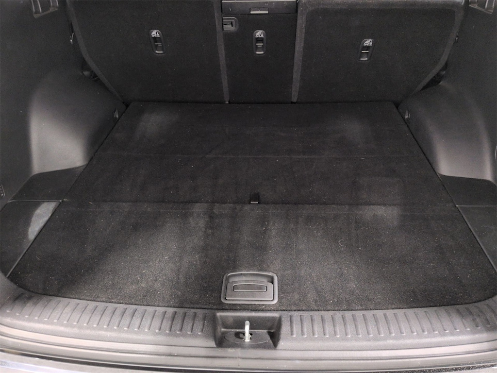 Thumbnail: 2016 Kia Sorento - 18