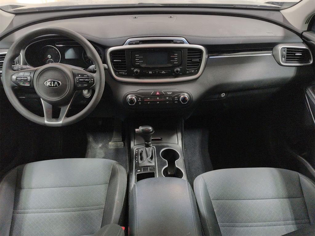 Thumbnail: 2016 Kia Sorento - 10