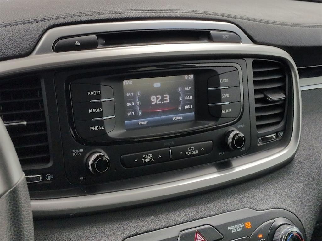 Thumbnail: 2016 Kia Sorento - 15