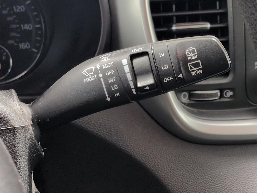 Thumbnail: 2016 Kia Sorento - 32