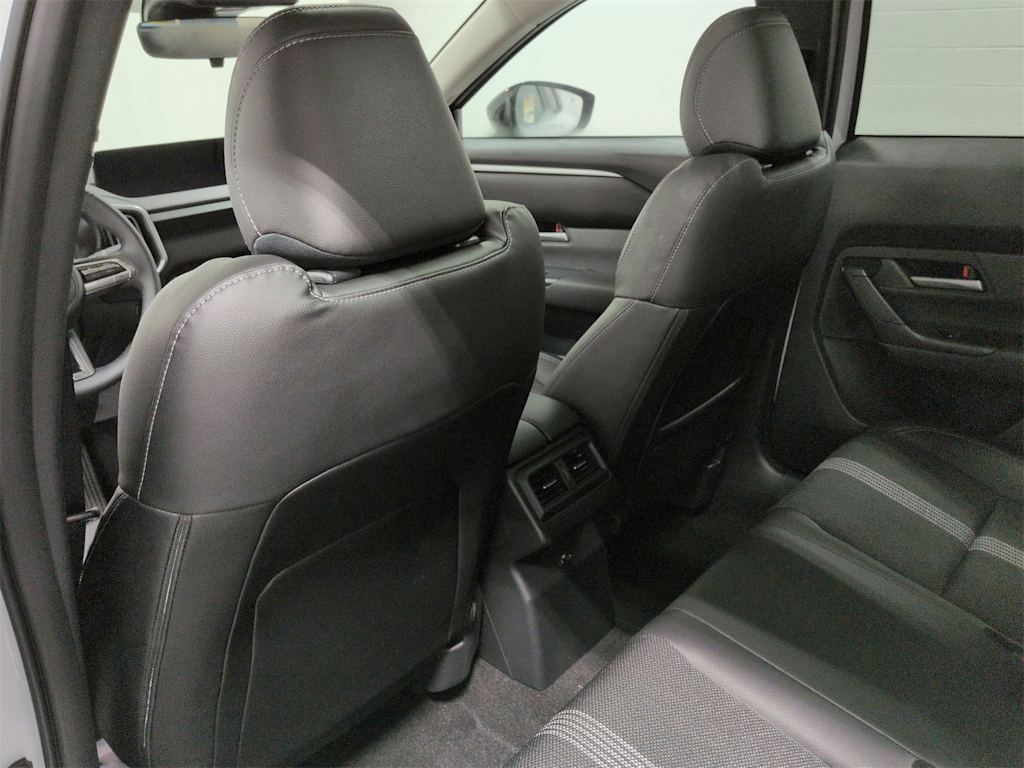 Thumbnail: 2026 Mazda CX-50 - 12